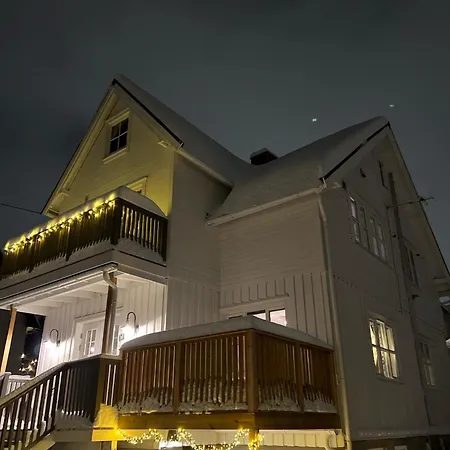 Апартаменты In Down Town Aurora *